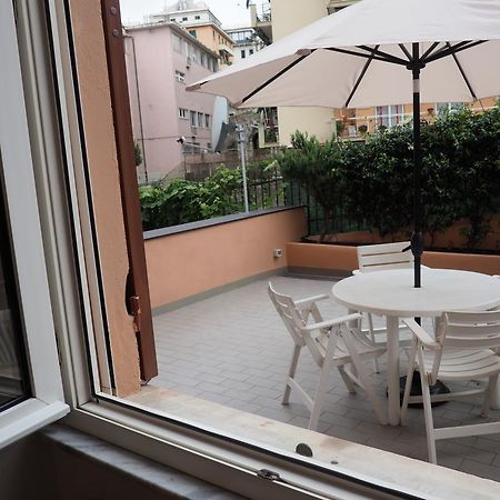 ג'נובה La Casa Di Sturla A Soli 900 Mt Dal Gaslini מראה חיצוני תמונה