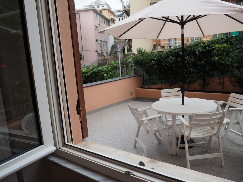 ג'נובה La Casa Di Sturla A Soli 900 Mt Dal Gaslini מראה חיצוני תמונה